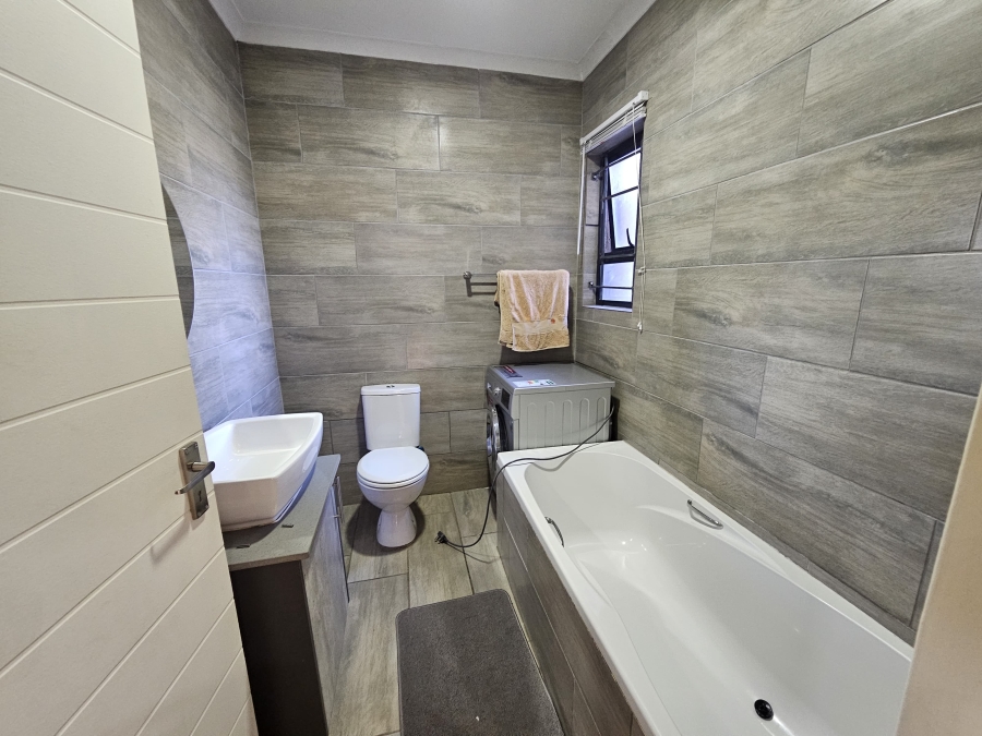 To Let 2 Bedroom Property for Rent in Kensington B Gauteng
