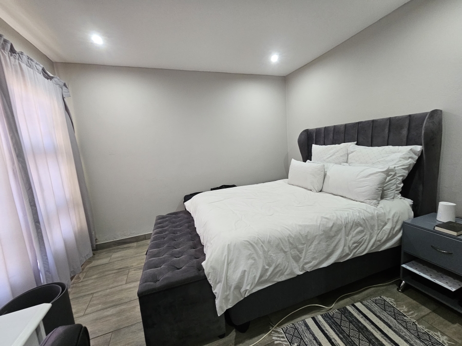 To Let 2 Bedroom Property for Rent in Kensington B Gauteng