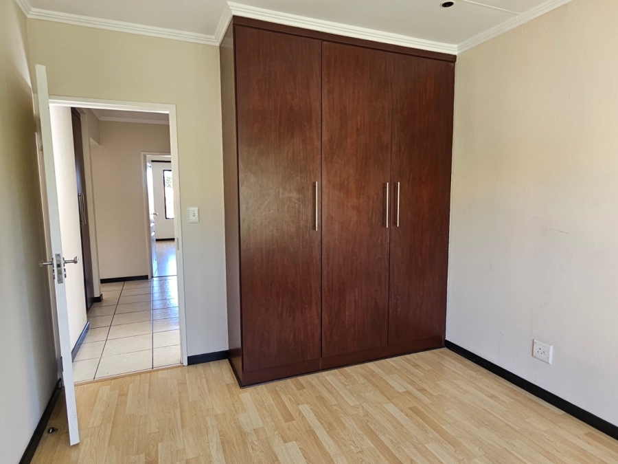 To Let 2 Bedroom Property for Rent in Sunninghill Gauteng