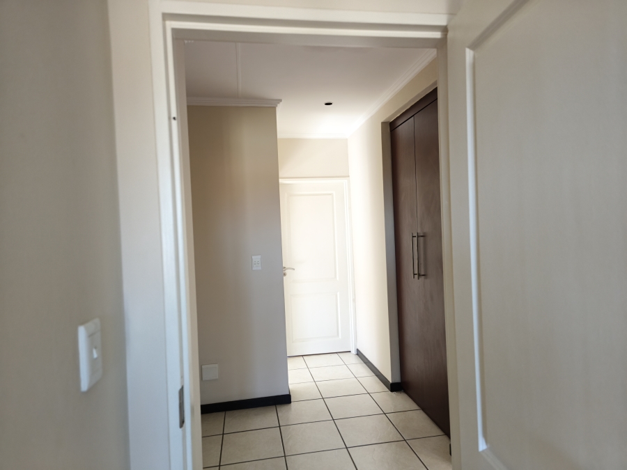 To Let 2 Bedroom Property for Rent in Sunninghill Gauteng