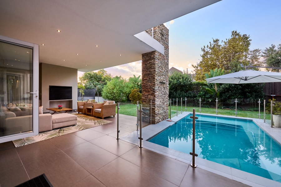 4 Bedroom Property for Sale in Waterfall Country Village Gauteng
