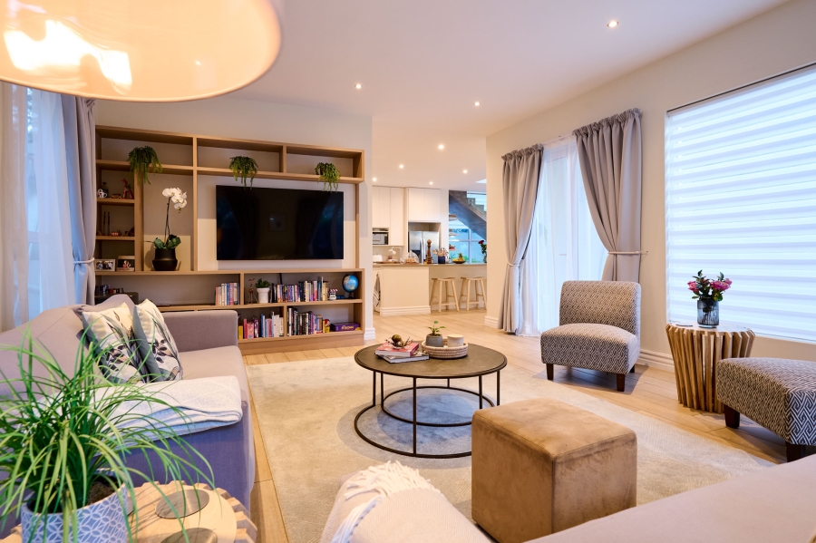 4 Bedroom Property for Sale in Waterfall Country Village Gauteng