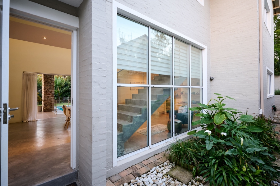 4 Bedroom Property for Sale in Waterfall Country Village Gauteng