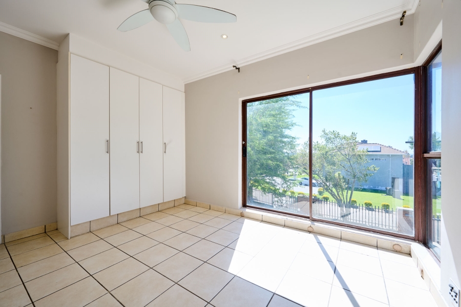 3 Bedroom Property for Sale in Carlswald North Estate Gauteng