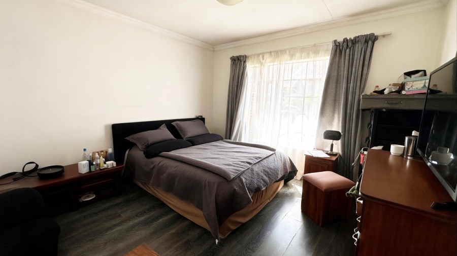 2 Bedroom Property for Sale in Highveld Gauteng