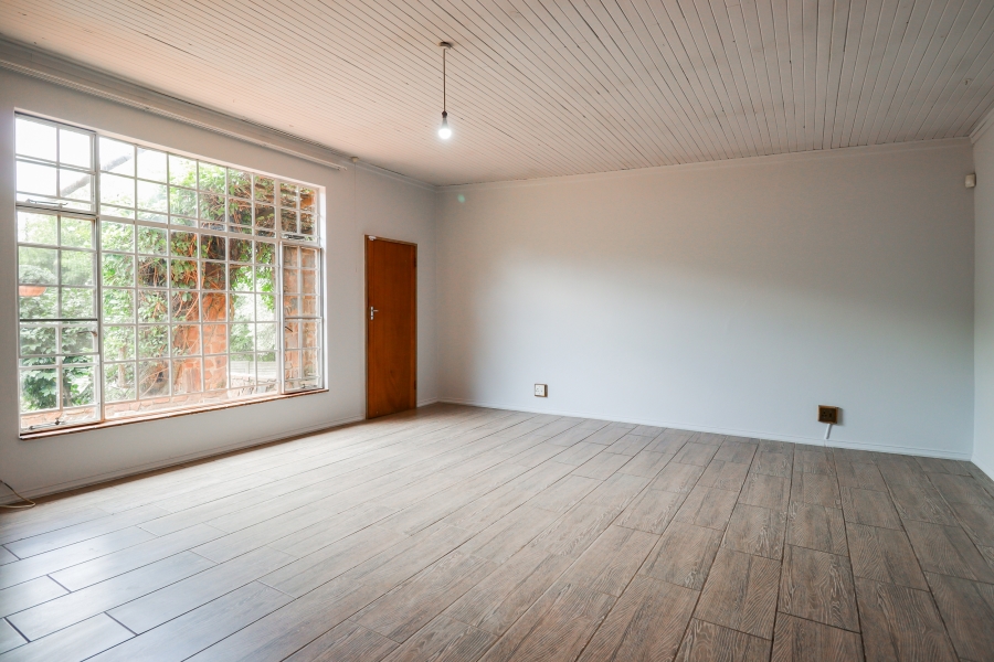 To Let 4 Bedroom Property for Rent in Rietvallei AH Gauteng