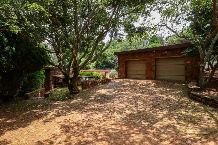 To Let 4 Bedroom Property for Rent in Rietvallei AH Gauteng