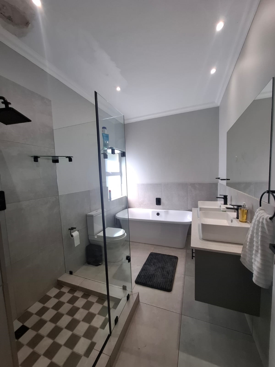 To Let 2 Bedroom Property for Rent in Baileys Muckleneuk Gauteng