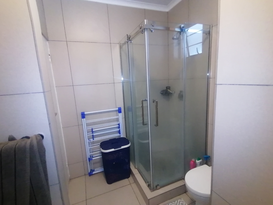 1 Bedroom Property for Sale in Carlswald Gauteng