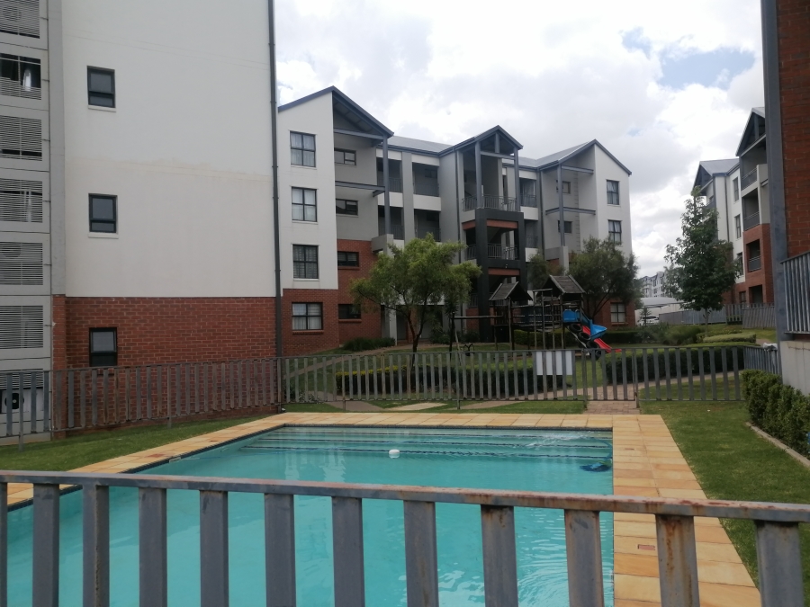 1 Bedroom Property for Sale in Carlswald Gauteng