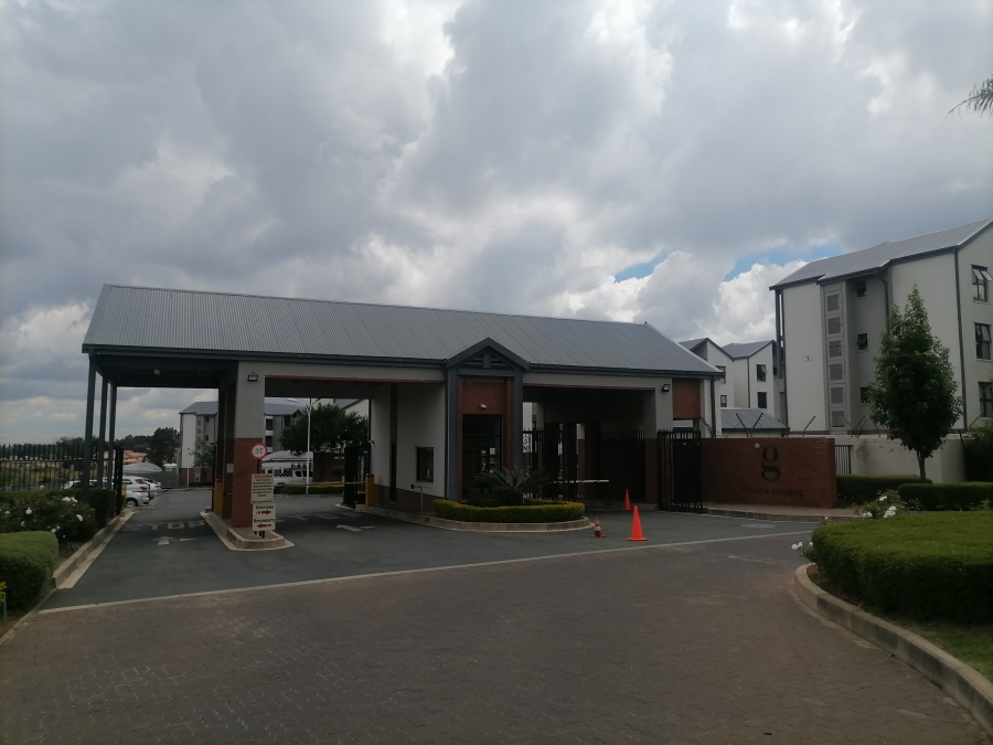 1 Bedroom Property for Sale in Carlswald Gauteng