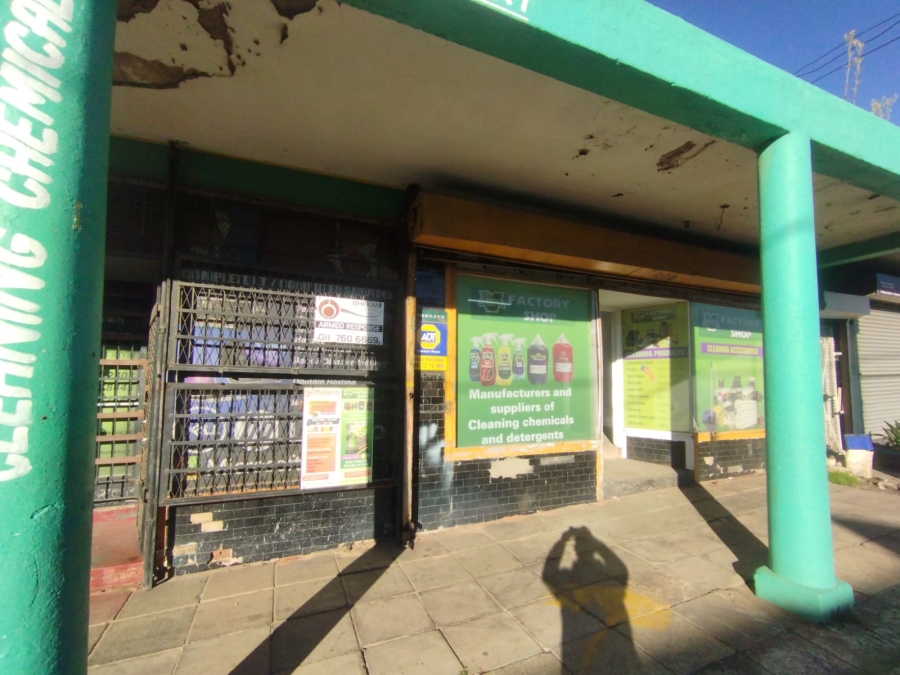 To Let Commercial Property for Rent in Roodepoort Gauteng