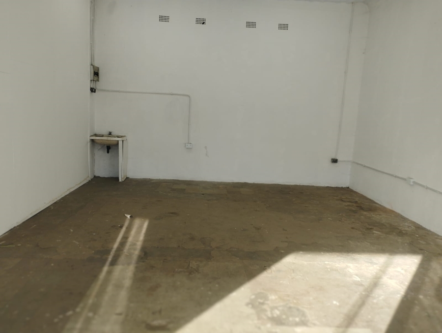 To Let Commercial Property for Rent in Roodepoort Gauteng
