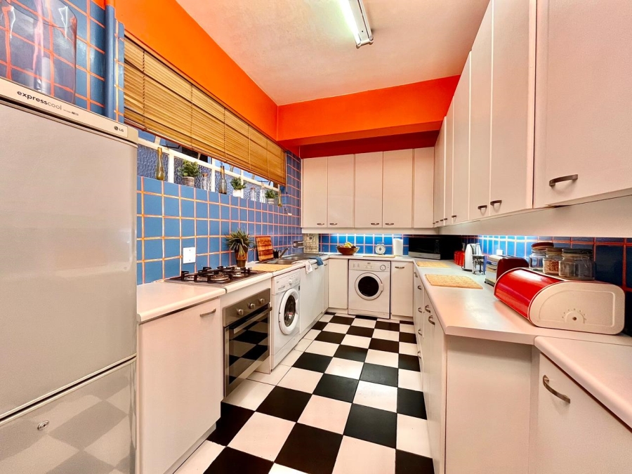To Let 2 Bedroom Property for Rent in Rosebank Gauteng