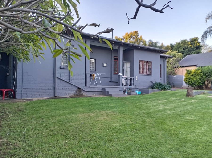 2 Bedroom Property for Sale in Eastwood Gauteng