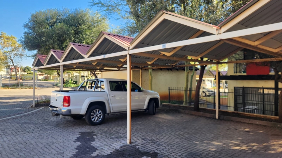 1 Bedroom Property for Sale in Tijger Valley Gauteng