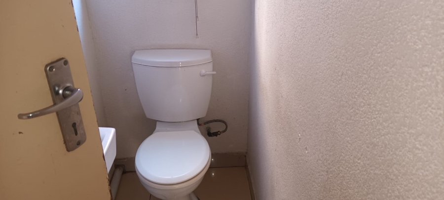 3 Bedroom Property for Sale in Elandspoort Gauteng