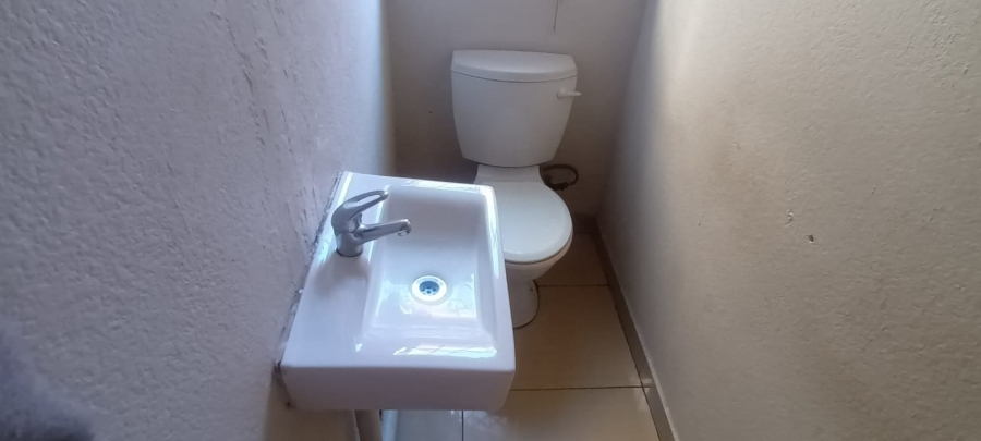 3 Bedroom Property for Sale in Elandspoort Gauteng