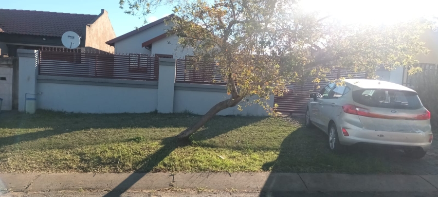 3 Bedroom Property for Sale in Elandspoort Gauteng