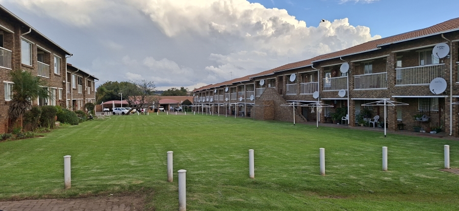 2 Bedroom Property for Sale in Krugersdorp North Gauteng