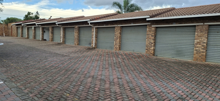2 Bedroom Property for Sale in Krugersdorp North Gauteng