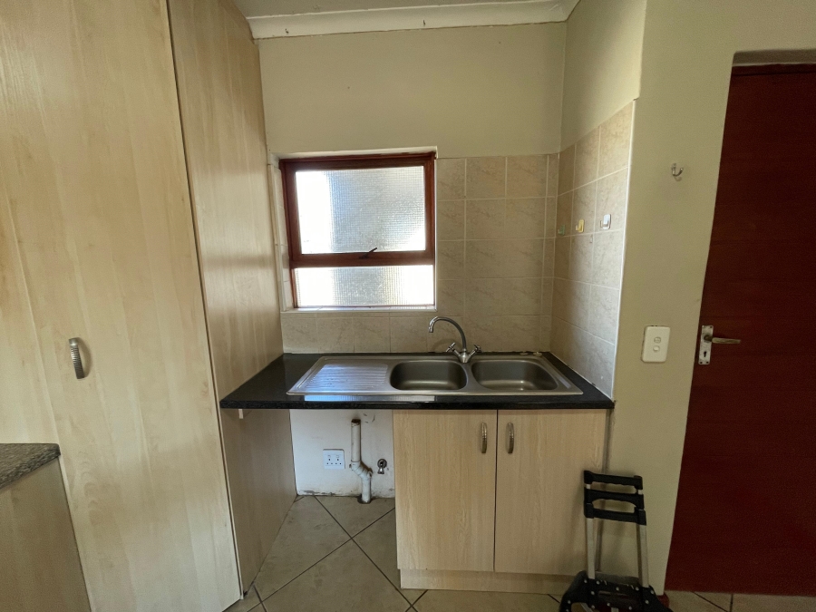 2 Bedroom Property for Sale in Sugar Bush Estate Gauteng