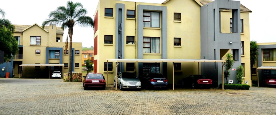 2 Bedroom Property for Sale in Sugar Bush Estate Gauteng