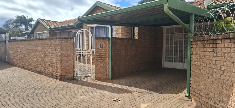 3 Bedroom Property for Sale in Krugersdorp North Gauteng