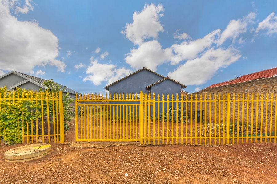 3 Bedroom Property for Sale in Protea Glen Gauteng