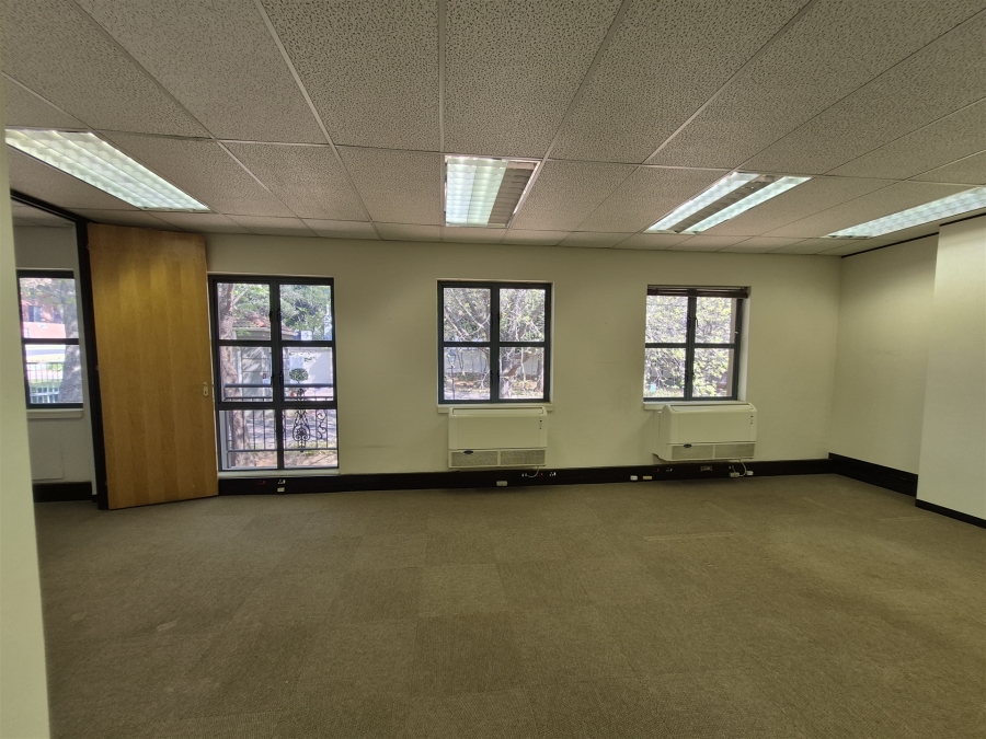 To Let Commercial Property for Rent in Hyde Park Gauteng