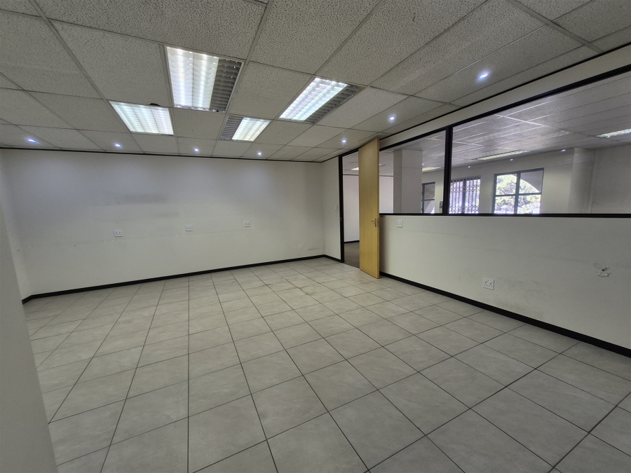 To Let Commercial Property for Rent in Hyde Park Gauteng