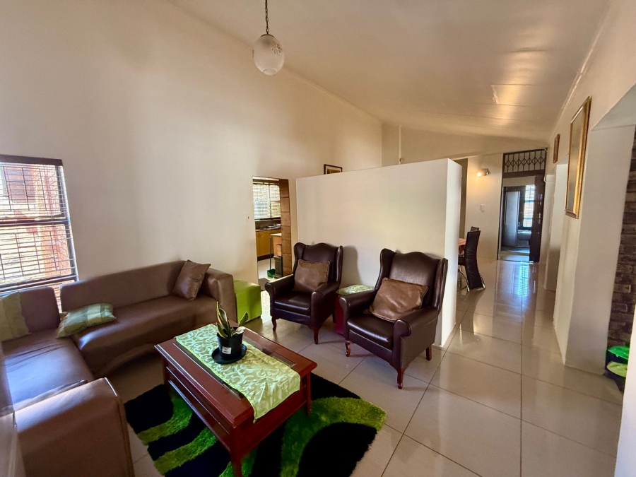 4 Bedroom Property for Sale in Theresa Park Gauteng