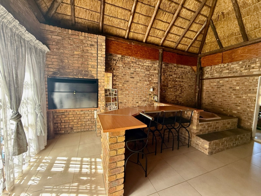 4 Bedroom Property for Sale in Theresa Park Gauteng