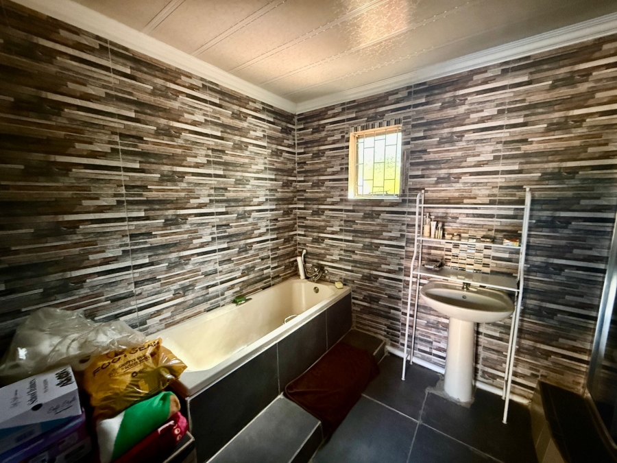 4 Bedroom Property for Sale in Theresa Park Gauteng