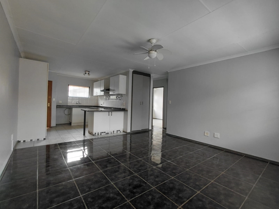 To Let 2 Bedroom Property for Rent in Meyersdal Gauteng