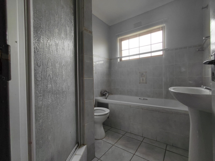 To Let 2 Bedroom Property for Rent in Meyersdal Gauteng