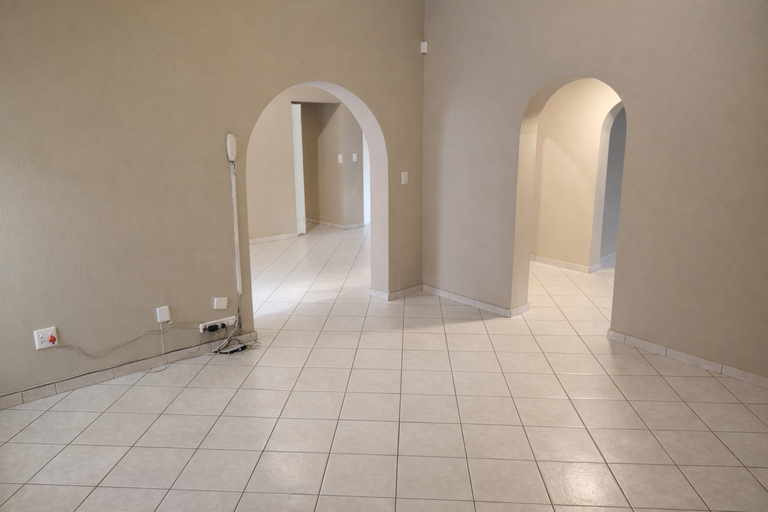 4 Bedroom Property for Sale in Rooihuiskraal Gauteng