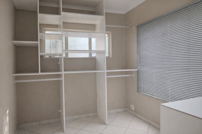 4 Bedroom Property for Sale in Rooihuiskraal Gauteng