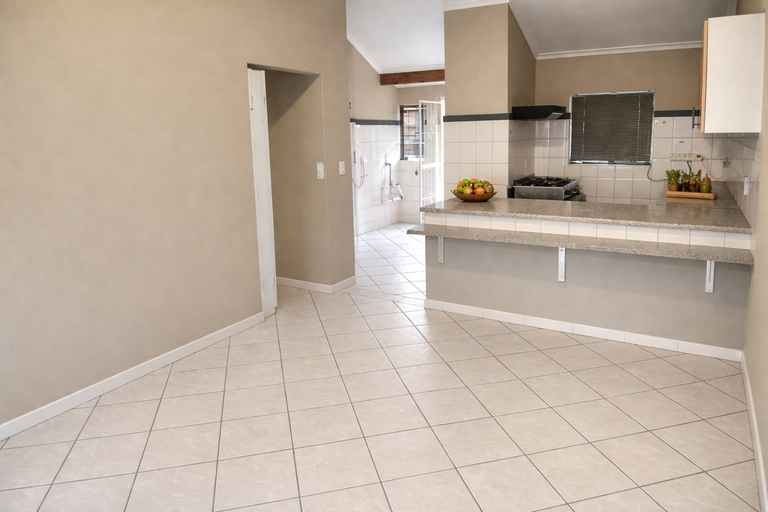 4 Bedroom Property for Sale in Rooihuiskraal Gauteng
