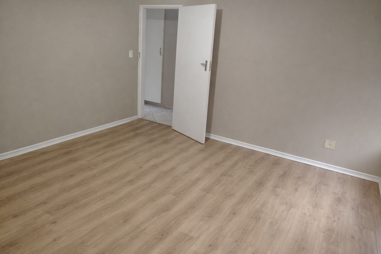 4 Bedroom Property for Sale in Rooihuiskraal Gauteng
