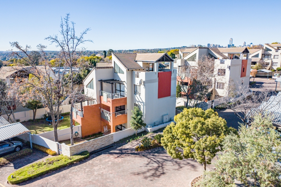 To Let 3 Bedroom Property for Rent in Bryanston Gauteng