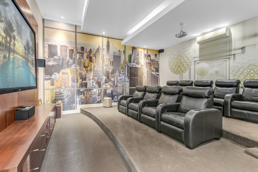 5 Bedroom Property for Sale in Blue Hills Equestrian Estate Gauteng