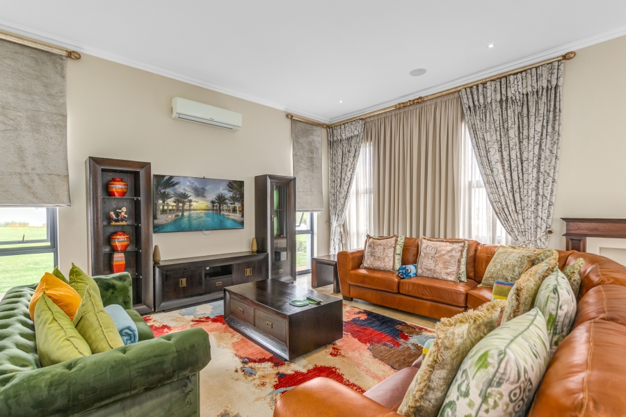 5 Bedroom Property for Sale in Blue Hills Equestrian Estate Gauteng