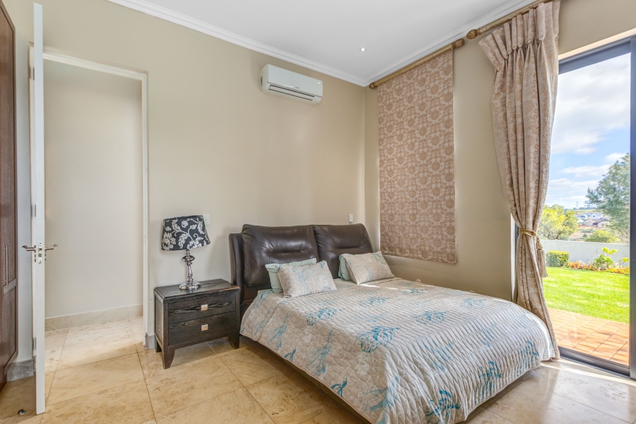 5 Bedroom Property for Sale in Blue Hills Equestrian Estate Gauteng