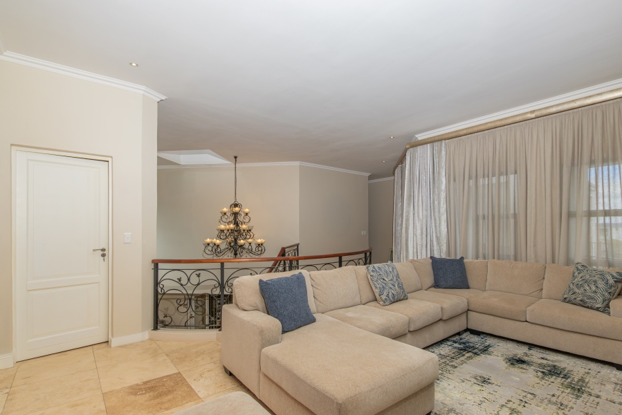 5 Bedroom Property for Sale in Blue Hills Equestrian Estate Gauteng