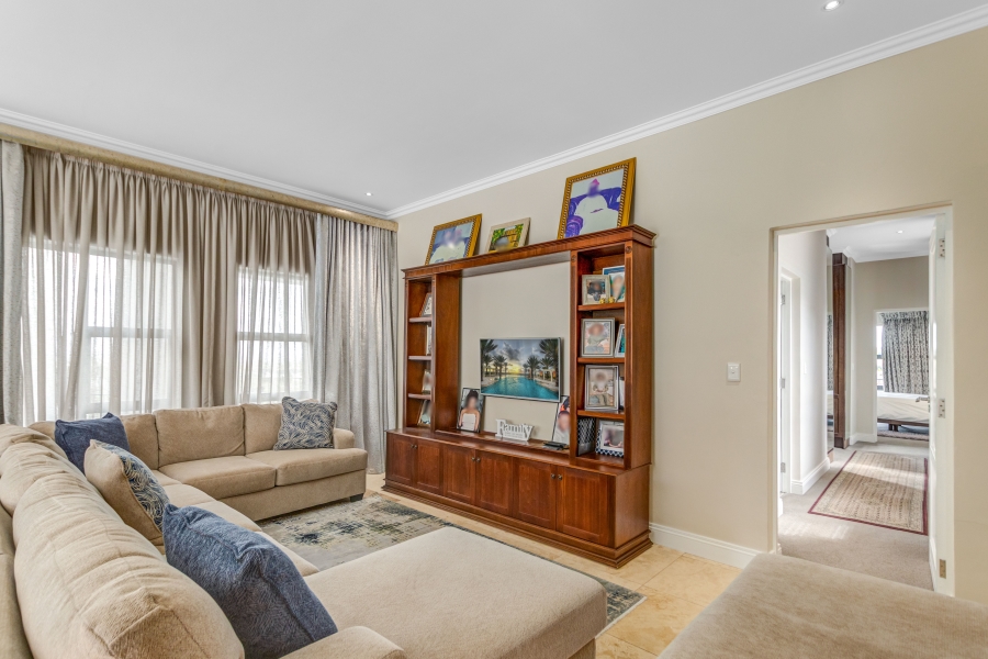 5 Bedroom Property for Sale in Blue Hills Equestrian Estate Gauteng
