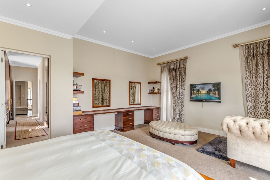 5 Bedroom Property for Sale in Blue Hills Equestrian Estate Gauteng