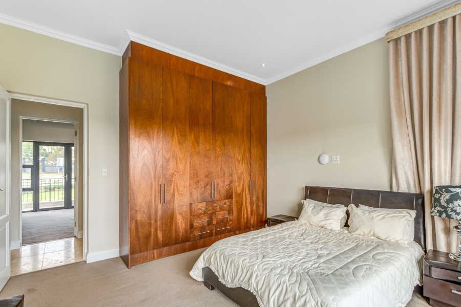 5 Bedroom Property for Sale in Blue Hills Equestrian Estate Gauteng