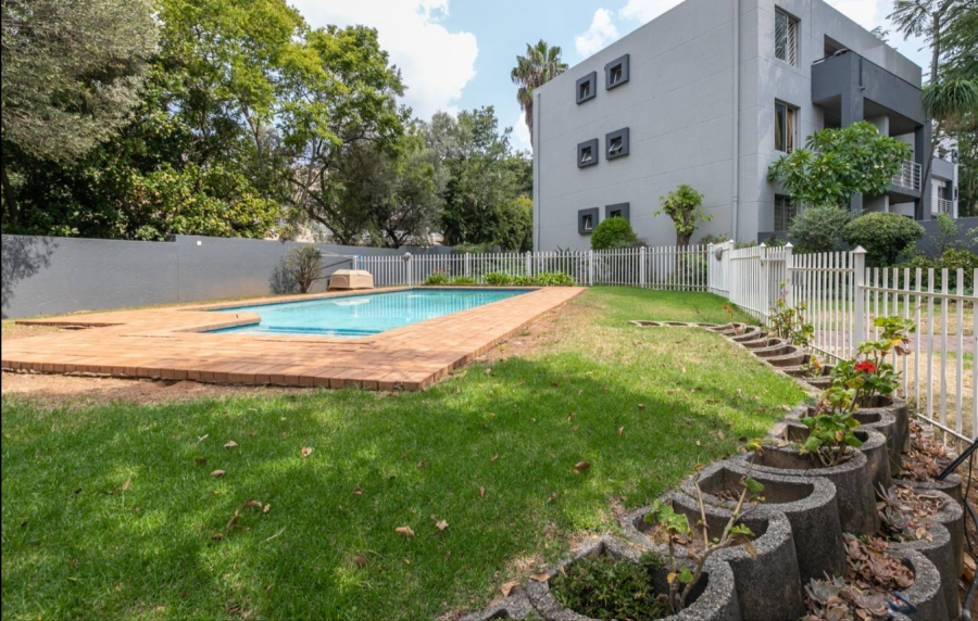 1 Bedroom Property for Sale in Sandown Gauteng