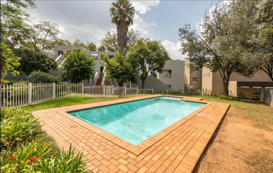 1 Bedroom Property for Sale in Sandown Gauteng